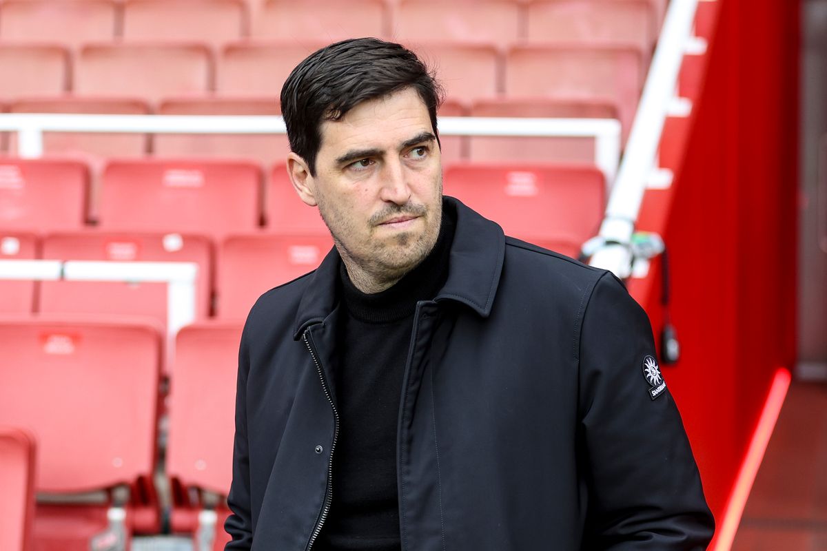 LONDON, ENGLAND - APRIL 11: Head Coach Andoni Iraola of Bournemouth before the Premier League match between Arsenal and Bournemouth at Emirates Stadium on April 11, 2026 in London, England. (Photo by Robin Jones - AFC Bournemouth/AFC Bournemouth via Getty Images)