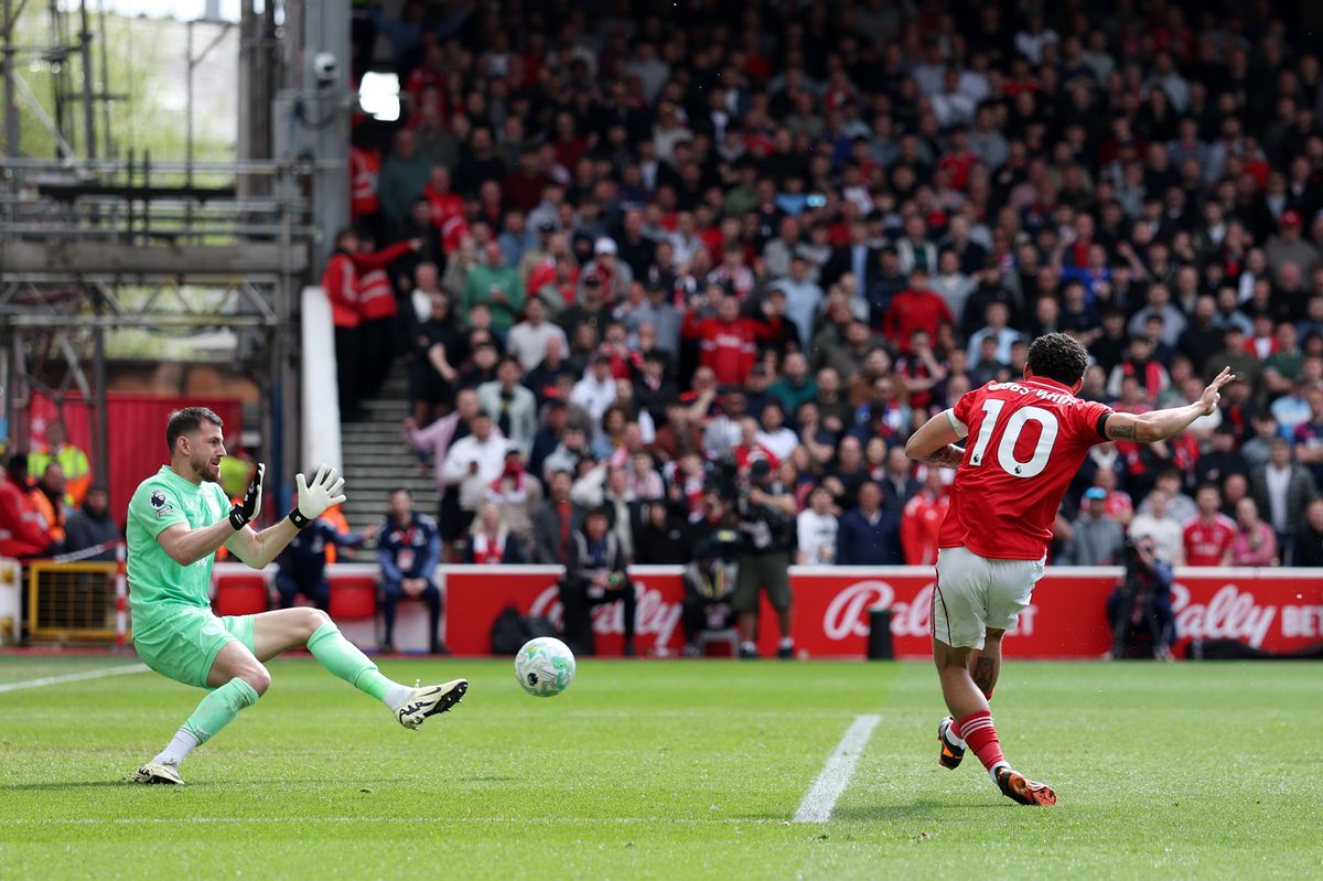 Morgan Gibbs-White of Nottingham Forest scores his team's first goal during the Premier League match between Nottingham Forest and Burnley at City Ground