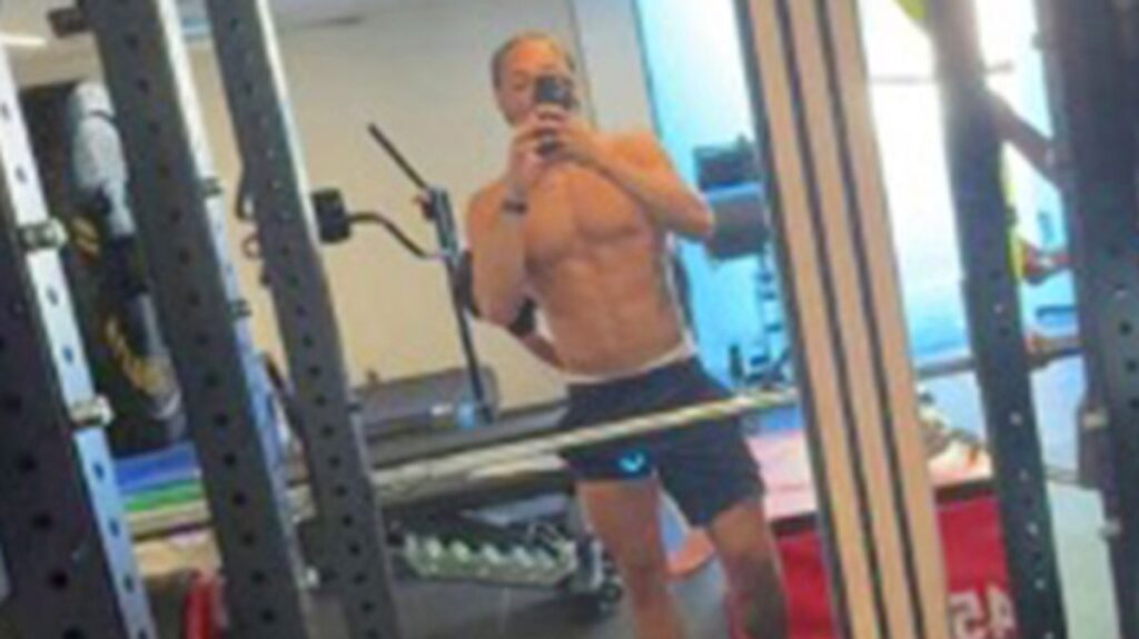 Tottenham star Xavi Simons shares surprise new update after devastating injury blow