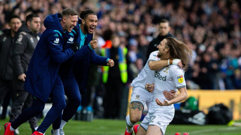 Marcelo Bielsa’s Leeds United promotion hero announces retirement as tributes flood in Marcelo Bielsa’s Leeds United promotion hero announces retirement as tributes flood in