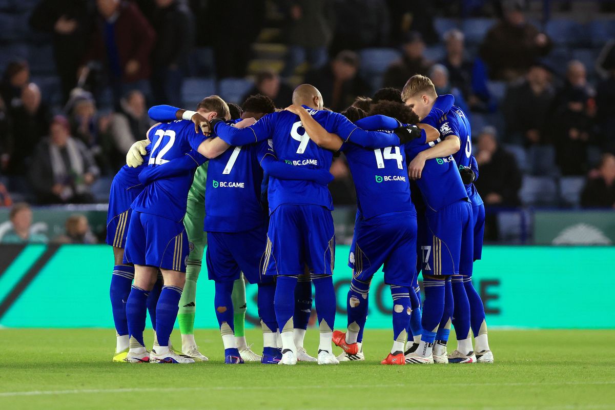 The Leicester City squad prior to the win over Bristol City