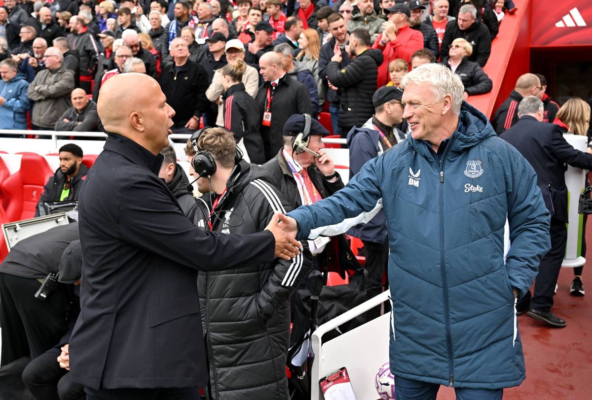 Arne Slot and David Moyes smile and shake hands