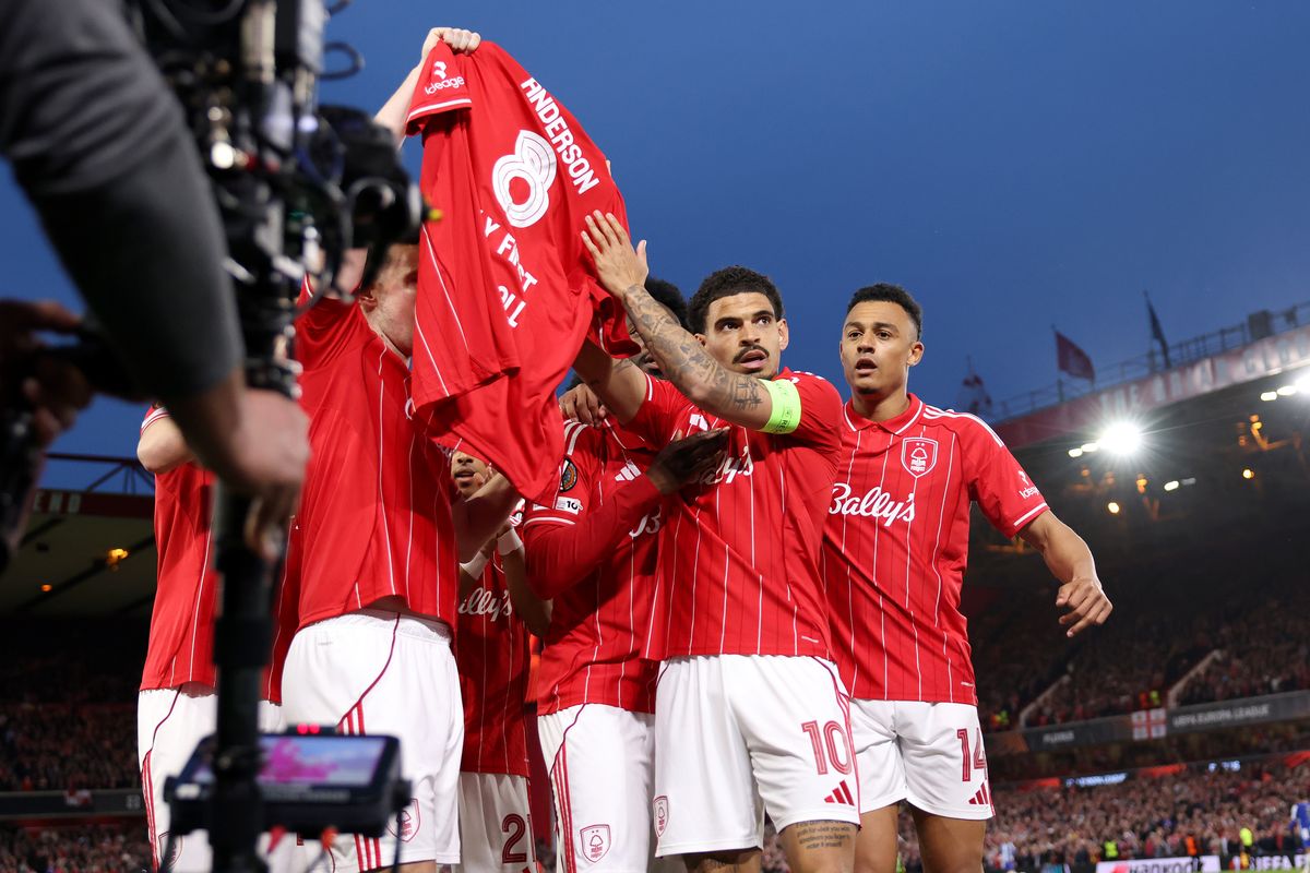 Morgan Gibbs-White shows support for teammate Elliot Anderson after scoring for Nottingham Forest against Porto
