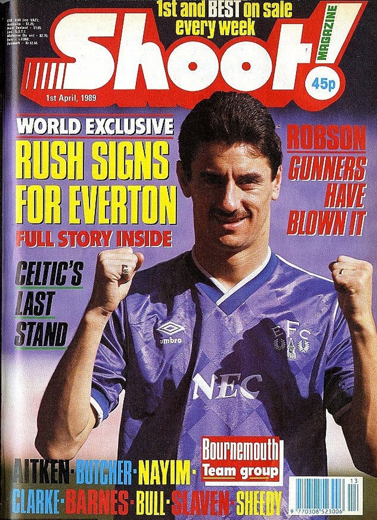 Ian Rush on the front cover of Shoot magazine on April 1, 1989