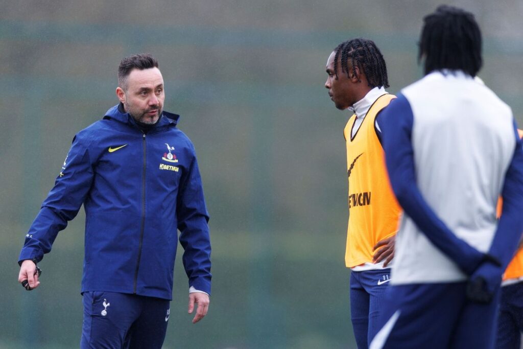 Roberto De Zerbi, Head Coach of Tottenham Hotspur and Mathys Tel of Tottenham Hotspur