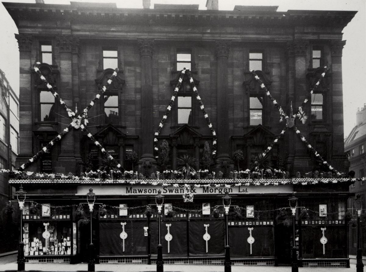 Mawson, Swan and Morgan on Grey Street, Newcastle, in the early 20th century