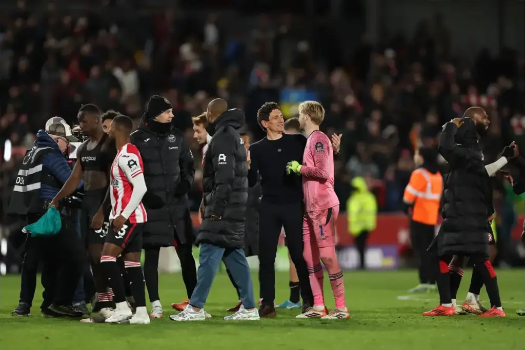 Brentford manager aims cheeky jibe at Liverpool over Caoimhin Kelleher