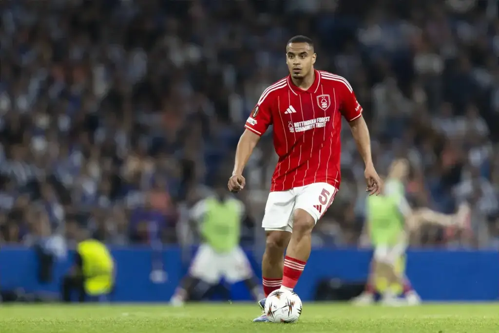 Chelsea Weigh Up Moves For 2 Premier League Defenders Worth A Combined £110M