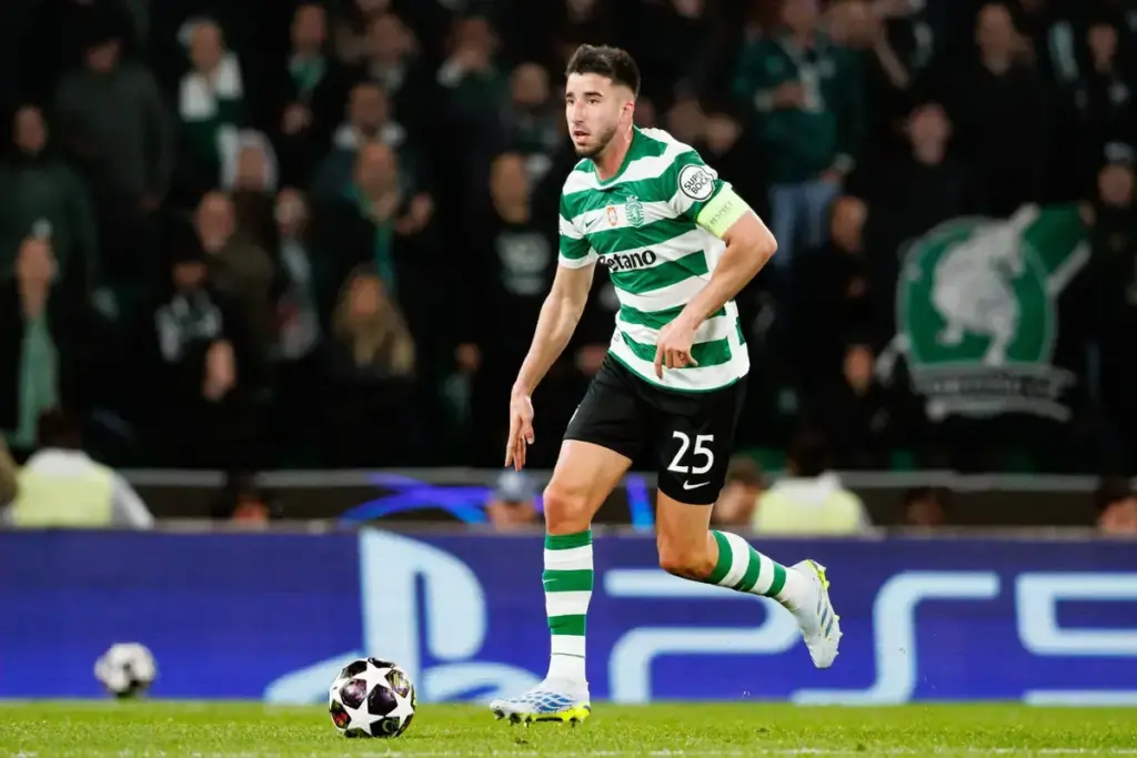 £52M Release Clause Is "Negotiable" As Chelsea Vie With Liverpool And Man United For 24 y/o Defender