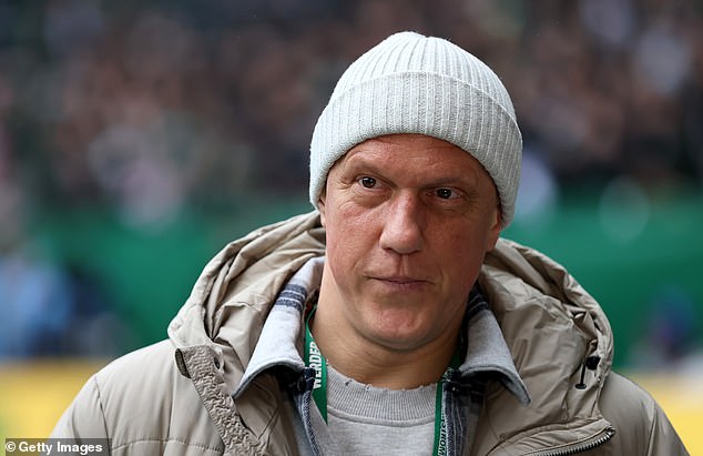 Former Bolton striker Ivan Klasnic has confirmed he has been released from hospital