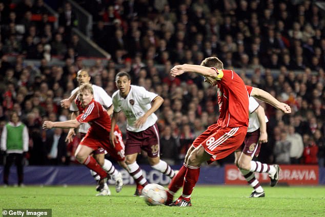 Steven Gerrard scored from the spot as Liverpool earned a 5-3 aggregate victory