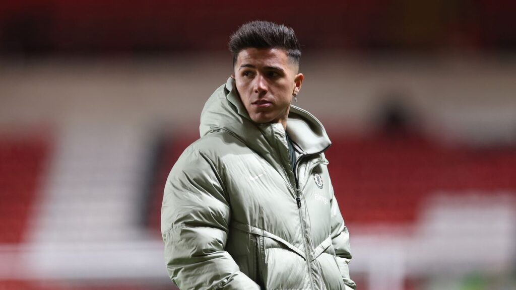 Chelsea handed Enzo Fernandez transfer blow as new clause details emerge