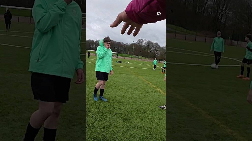 POV you’re Man City icon Kyle Walker coaching 👀 #mancity #kylewalker #coaching #spurs #football #pl