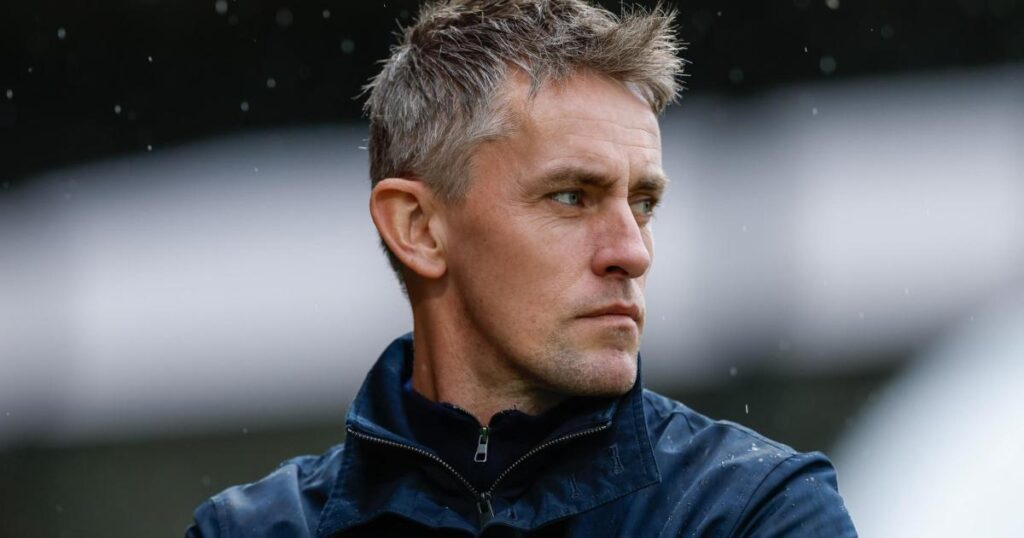 Kieran McKenna urges fans to back Ipswich after criticism of Nigel Farage visit