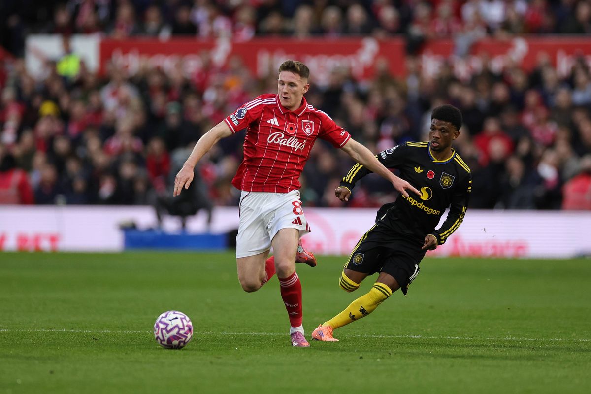 Elliot Anderson in action vs Man Utd