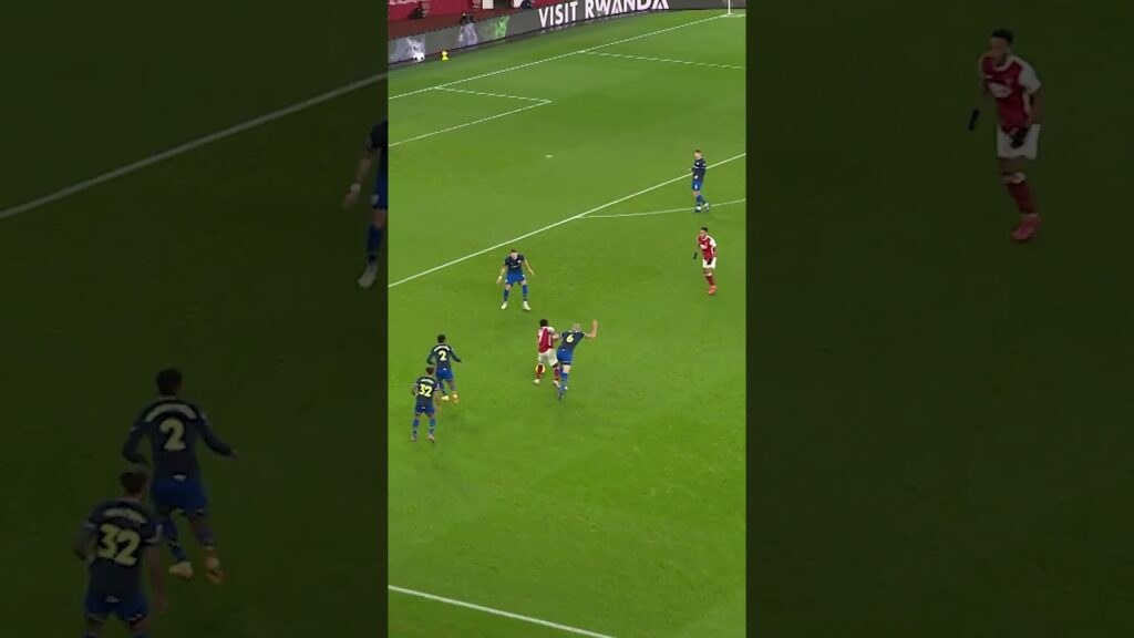 SAKA UNSTOPPABLE AS ARSENAL SCORE!