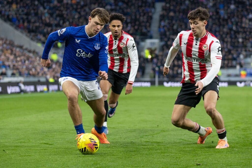 Tyler Dibling in possession of the ball during the Premier League match between Everton and Brentford at Hill Dickinson Stadium. Photo by Mike Morese/MI News/NurPhoto via Getty Images