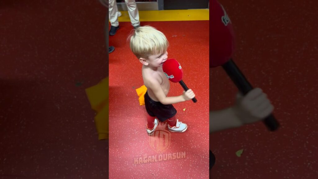 Ciro Mertens’ten veda konuşması😄 | Galatasaray 2-0 Başakşehir | Kapanış maçı