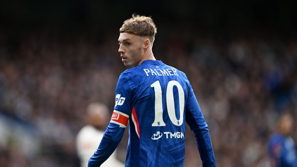 Cole Palmer sends Roy Keane message after getting annoyed before Chelsea clash vs Port Vale