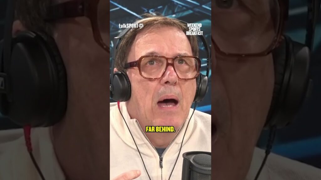 Phil Foden is facing a crossroads in his career, says Tony Cascarino 🚗