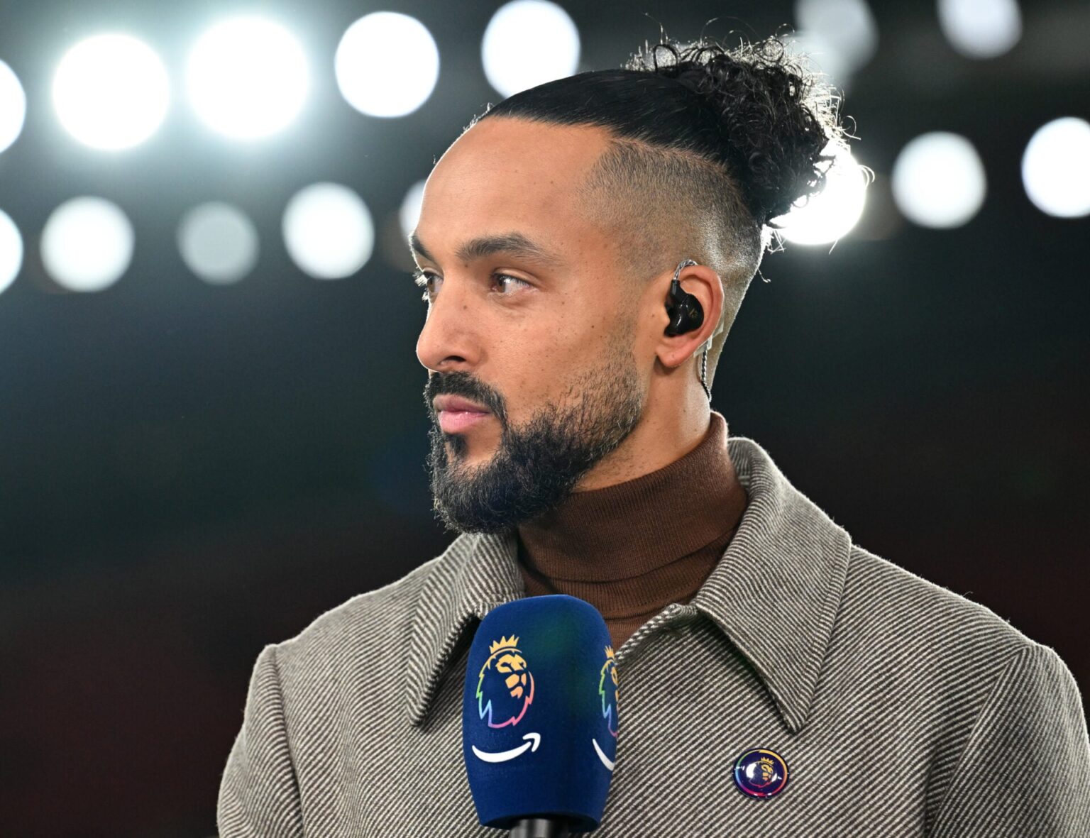 Theo Walcott suggests 'very tense' Mikel Arteta did not help Arsenal against Southampton