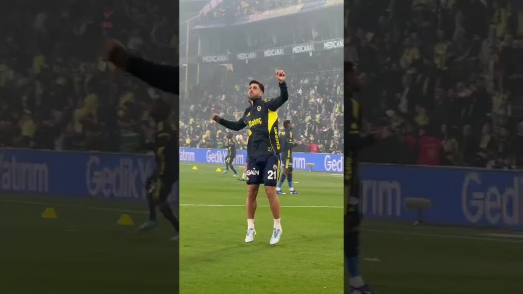 Marco Asensio Tribünleri Selamladı #shorts #fenerbahçe #beşiktaş