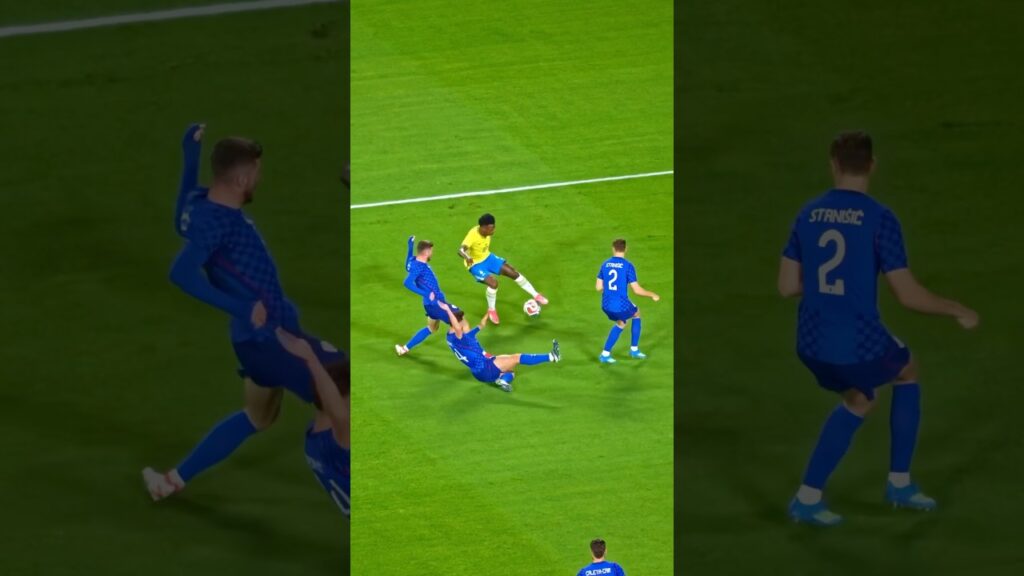 Three of a kind - Vinícius Júnior x Danilo