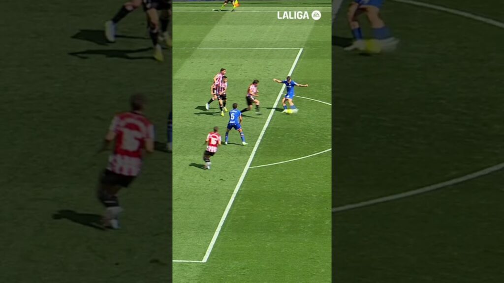 ¡Paradón de Unai Simón a tiro de Liso!