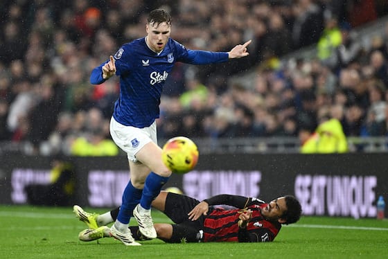 Artikelbild:Three ideal signings to solve the right-back problem at Everton