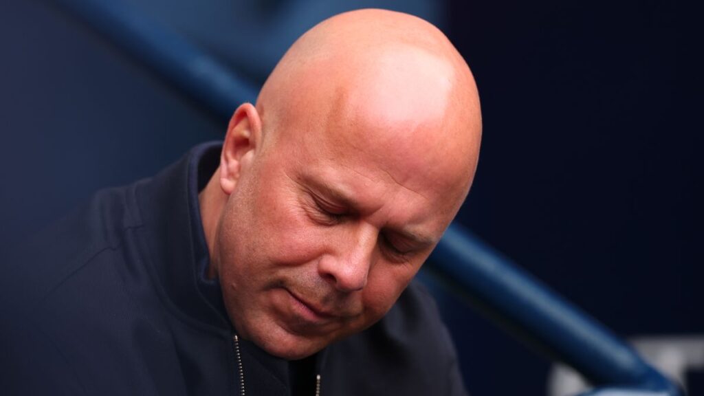 Arne Slot losing support of Liverpool fans as dropping Virgil van Dijk and Mohamed Salah suggested