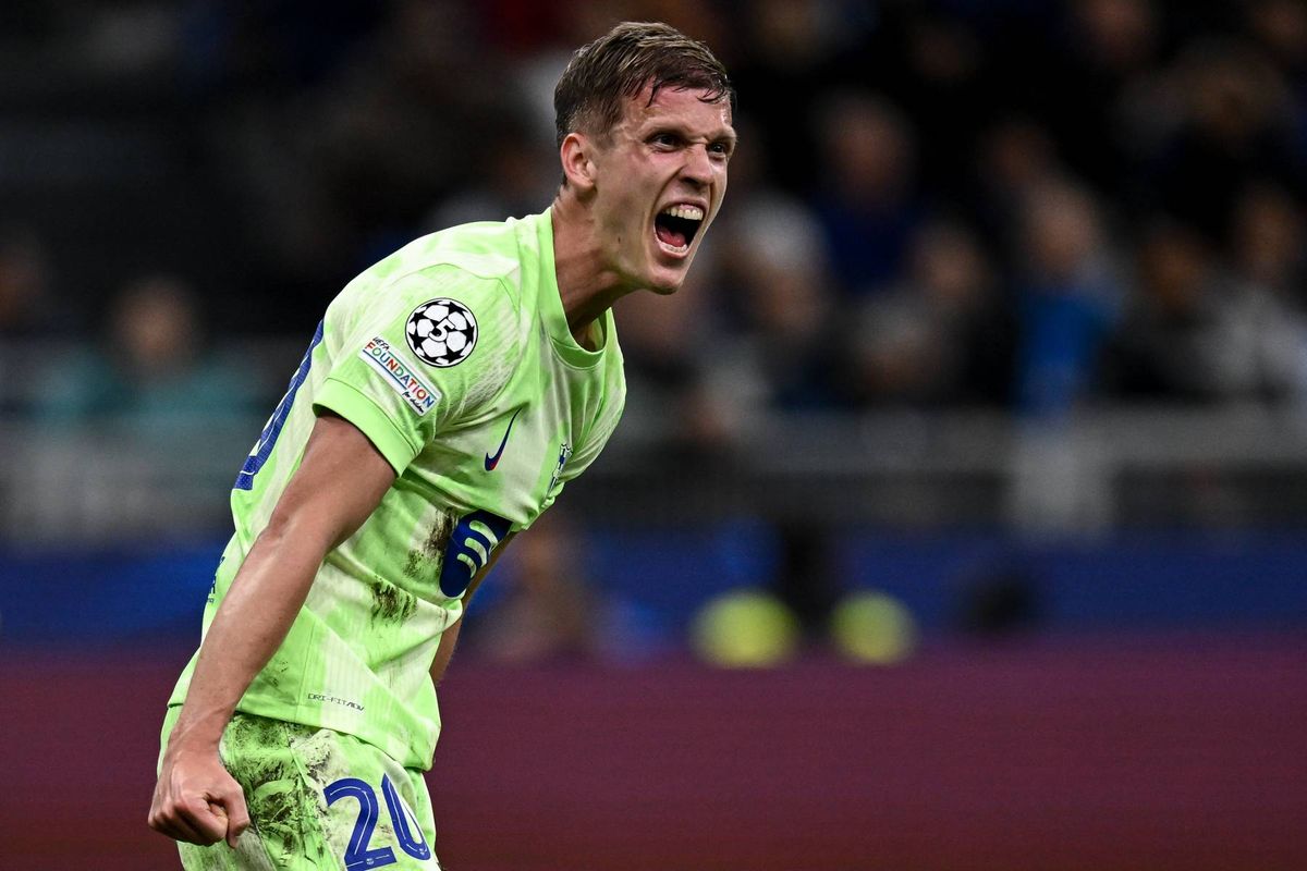 Dani Olmo of FC Barcelona celebrates his goal during the UEFA Champions League 2024/25 Semi Final Second Leg match between FC Internazionale Milano and FC Barcelona at Giuseppe Meazza Stadium on May 06, 2025 in Milan, Italy.