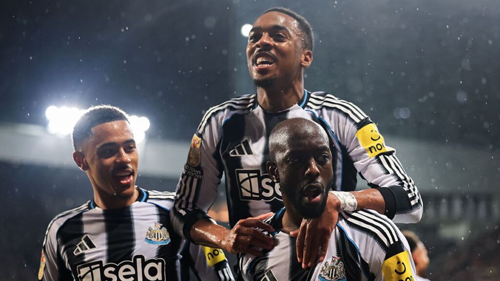 Joe Willock lifts lid on Newcastle United dressing room mentality and Jacob Ramsey truth Joe Willock lifts lid on Newcastle United dressing room mentality and Jacob Ramsey truth