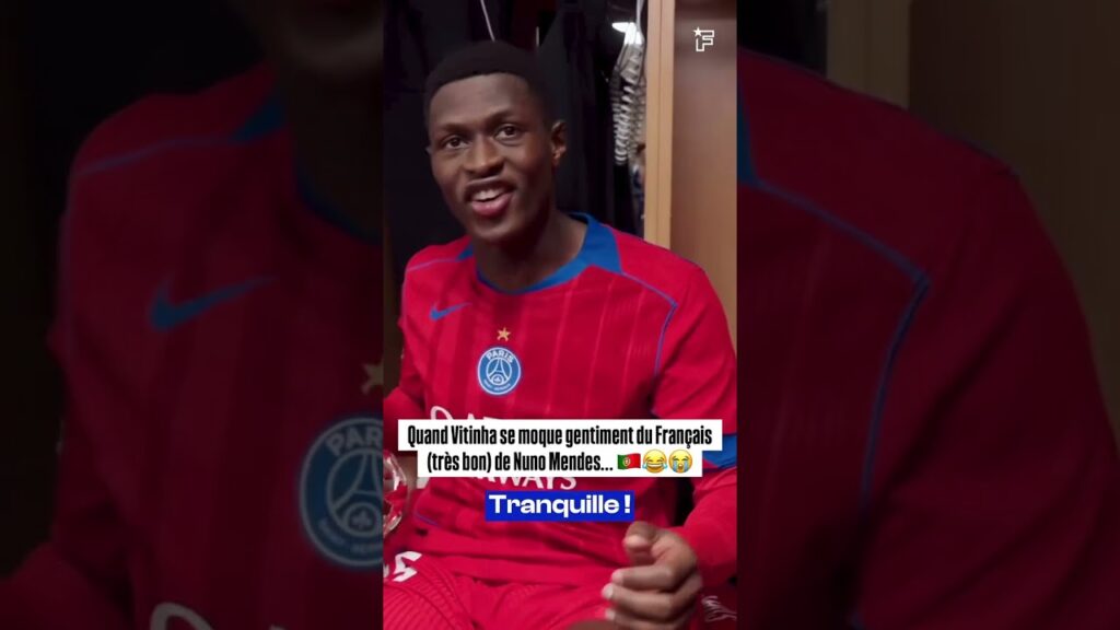 Quand Vitinha se moque gentiment du français (très bon) de Nuno Mendes… 🇵🇹😂😭 @PSG #shorts