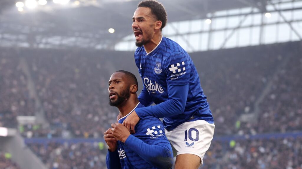 Why Iliman Ndiaye is feared by Everton teammates as Liverpool given 'hands off' warning