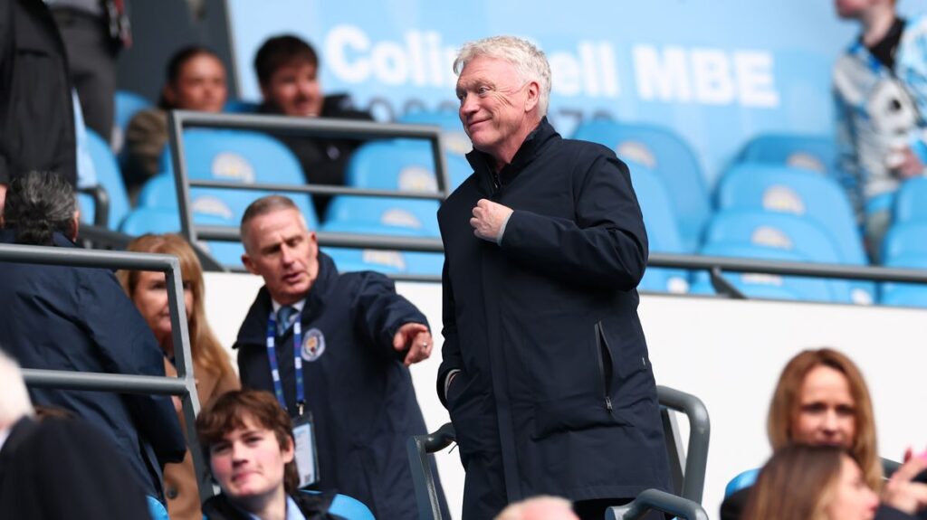 Former Everton star admits David Moyes surprise as Tottenham comparison made