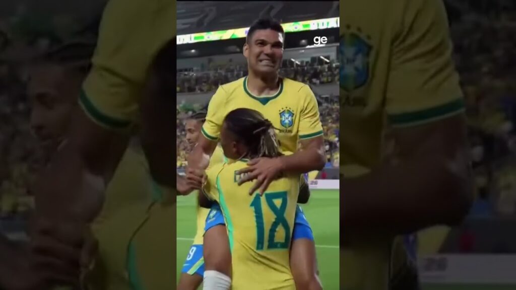 DANILO! 🤩 Meio-campista ALVINEGRO aparece em contra-ataque do Brasil para abrir o placar! CRAQUE👏🏾⚽️