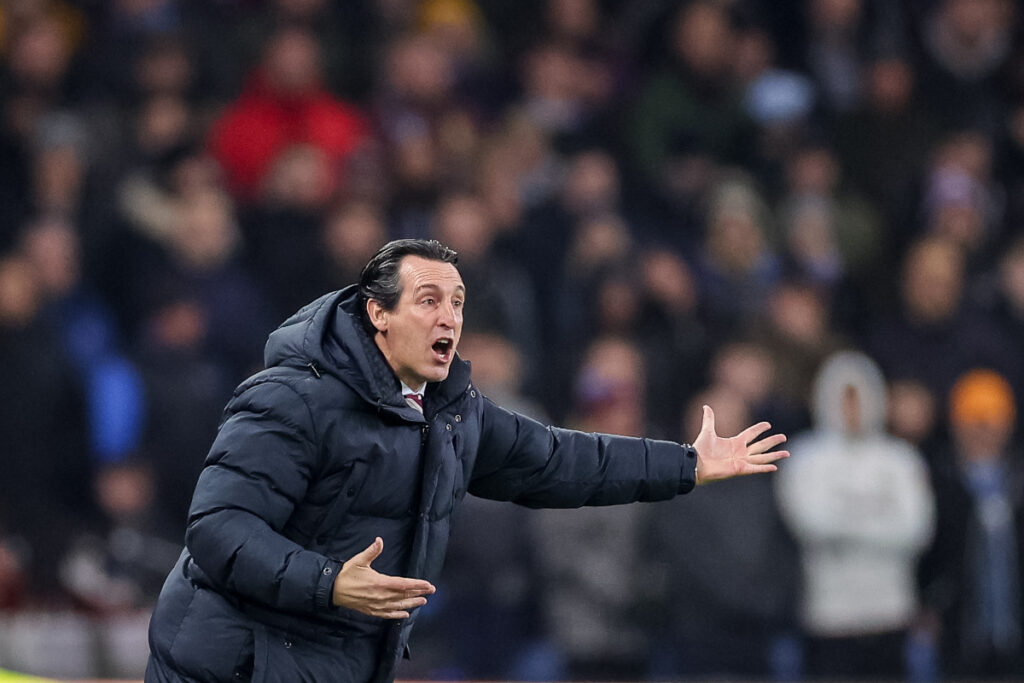 epa11744382 Aston Villa head coach Unai Emery reacts during the UEFA Champions League match between Aston Villa and Juventus in Birmingham, Great Britain, 27 November 2024. EPA-EFE/ADAM VAUGHAN