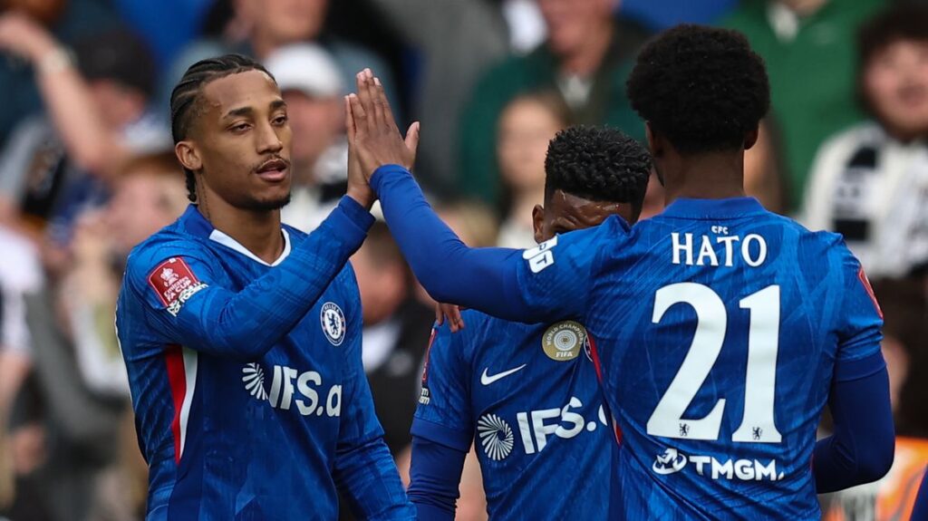 Joao Pedro gives injury update on Chelsea star 'going through tough time'