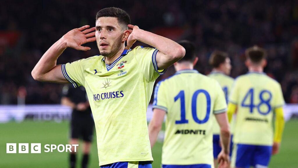 FA Cup: Southampton to wear commemorative shirt for Wembley semi