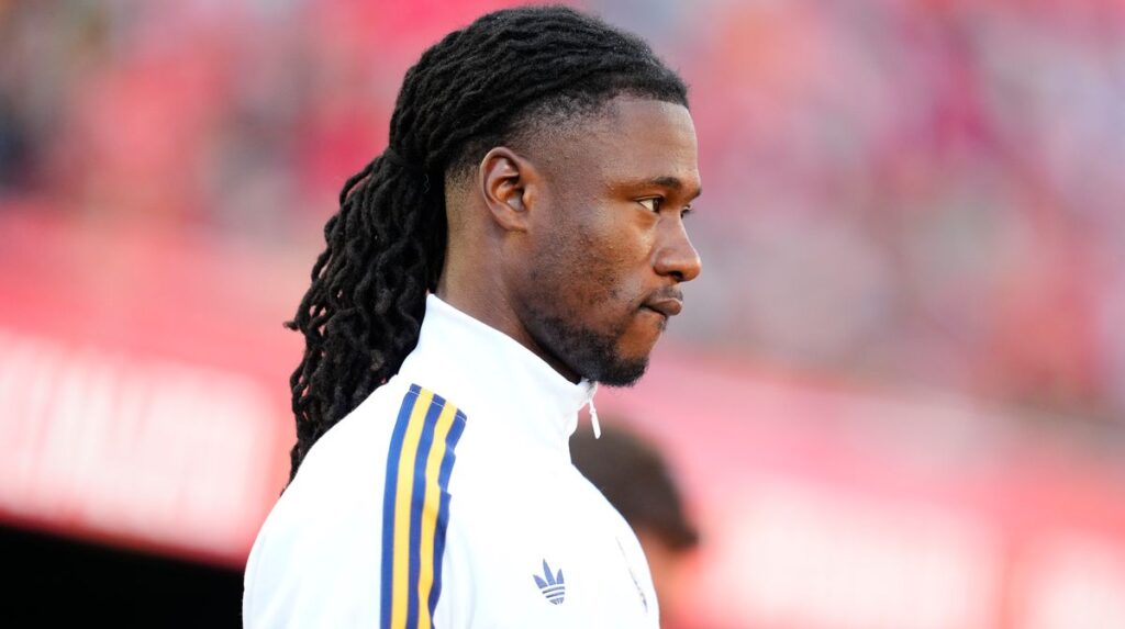 Liverpool transfer news as Eduardo Camavinga contact made amid free agent talks