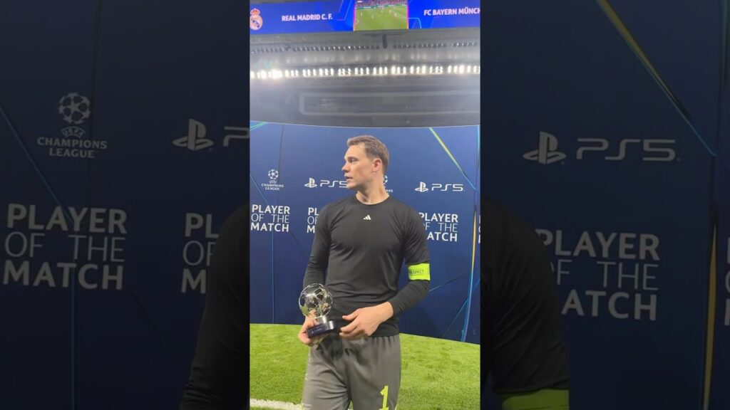 Manuel Neuer receiving the Player Of The Match award | Real Madrid 1-2 Bayern | Champions League