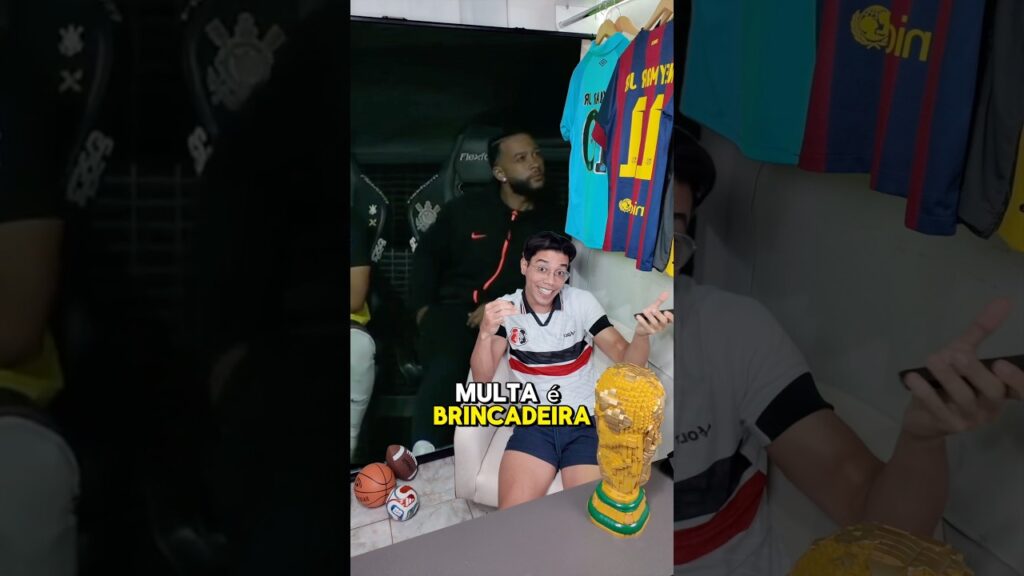 MEMPHIS DEPAY MULTADO Por USAR O CELULAR KKKKKK