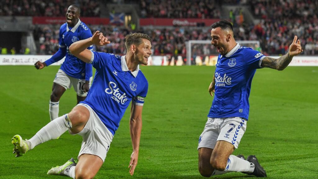 James Tarkowski silenced boo boys after doomed Farhad Moshiri Everton agreement