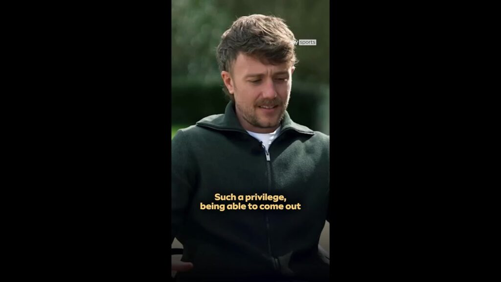 Michael Carrick backs Bruno Fernandes PL player of the year 🥇 Michael Carrick backs Bruno Fernandes PL player of the year 🥇