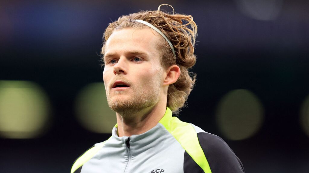 Man City close in on Sporting CP captain Morten Hjulmand as Hugo Viana eyes reunion with midfield star