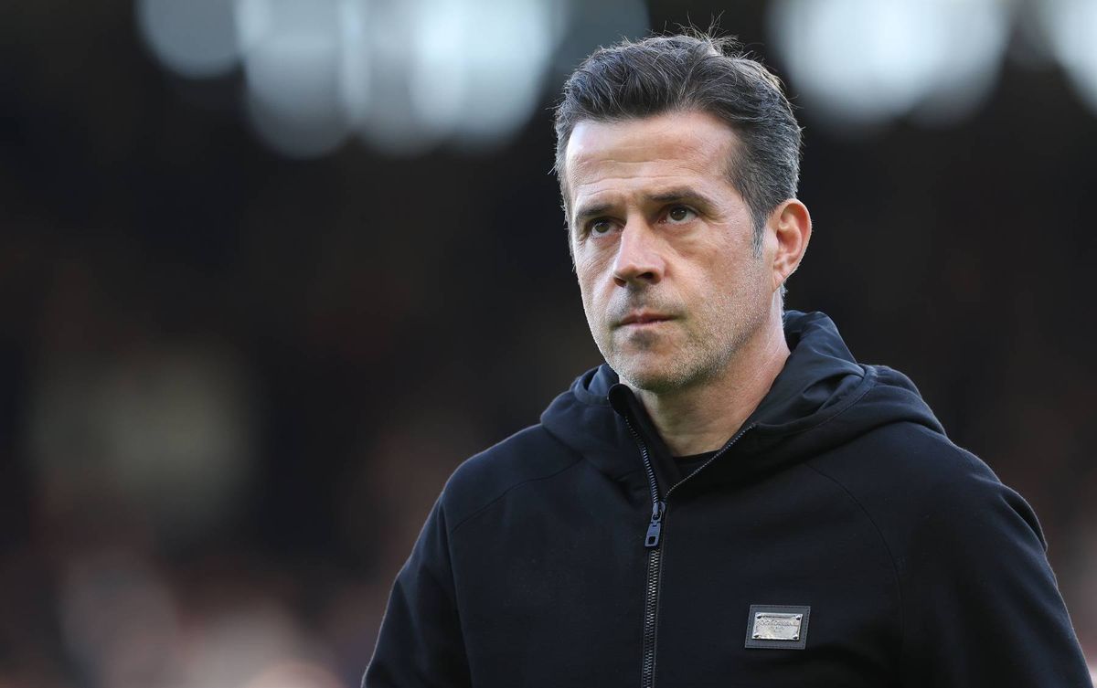 Marco Silva looks on