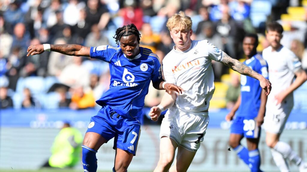 Gary Rowett fumes at 'irresponsible' moment that plunges Leicester City into desperation