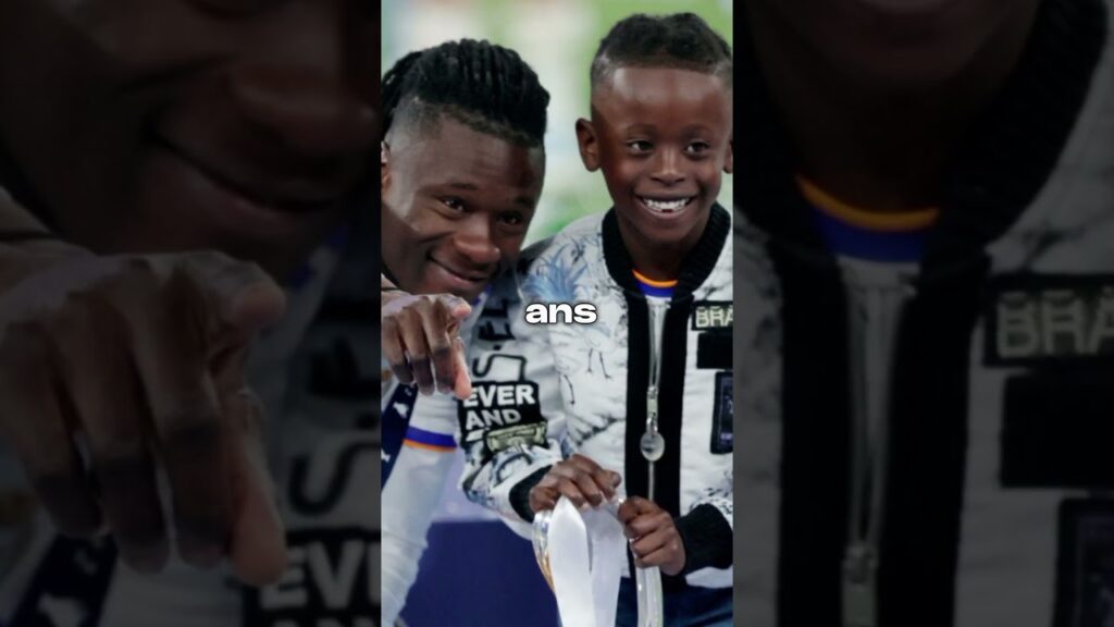 à 22 ans Camavinga à un fils de 9 ans #football #foot