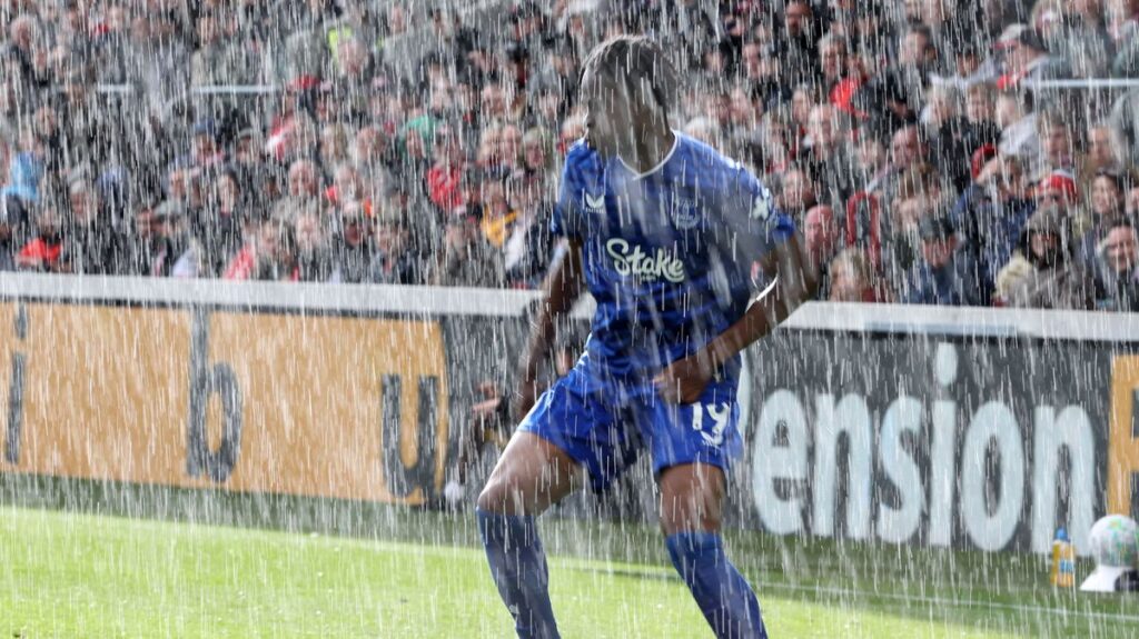 David Moyes makes Tyrique George vow after being impressed by Everton cameo