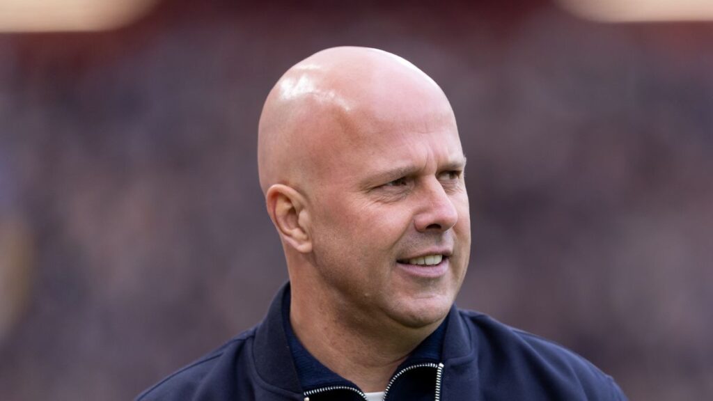 Arne Slot issues strong message to PSG as Liverpool boss picks out Rio Ngumoha